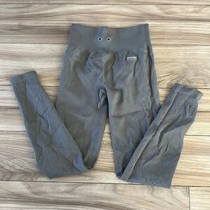 BO + TEE grey skinny leggings small
